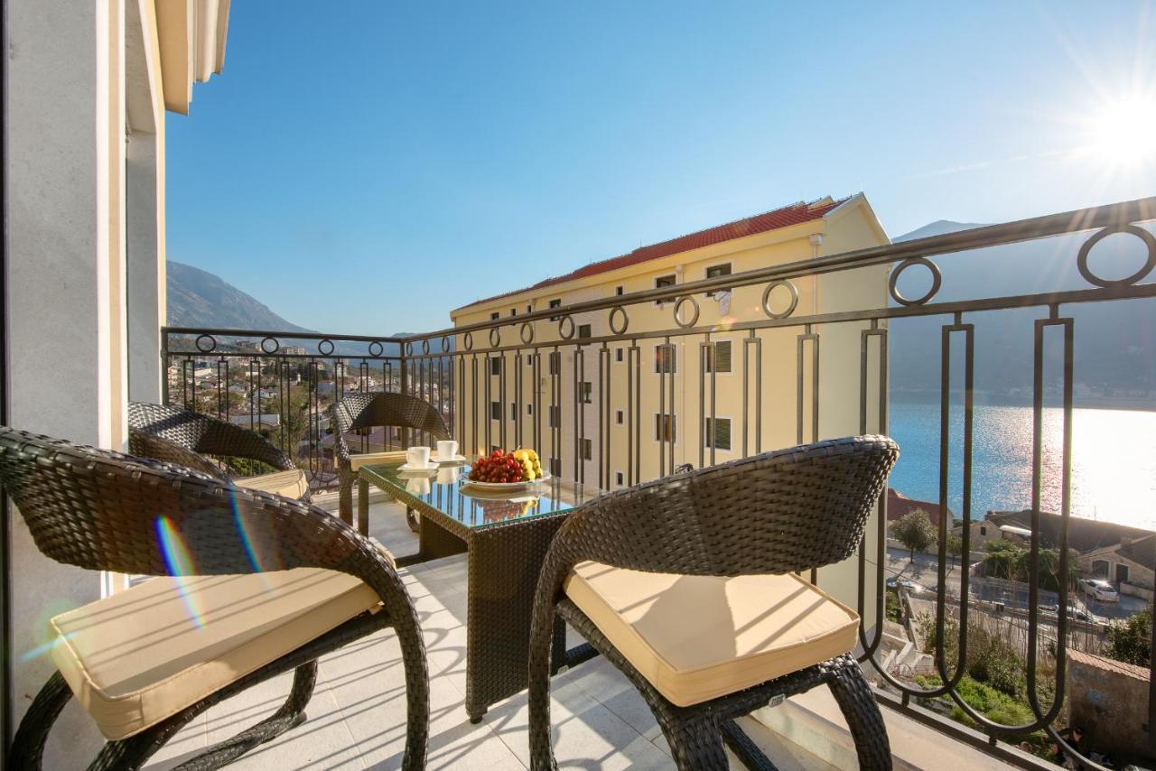 2Montenegro Limeta Apartments With Pool Cattaro Esterno foto