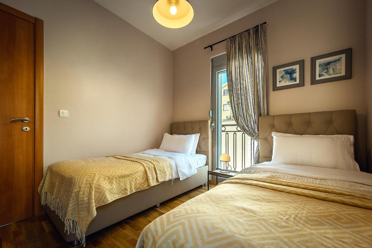 2Montenegro Limeta Apartments With Pool Cattaro Esterno foto