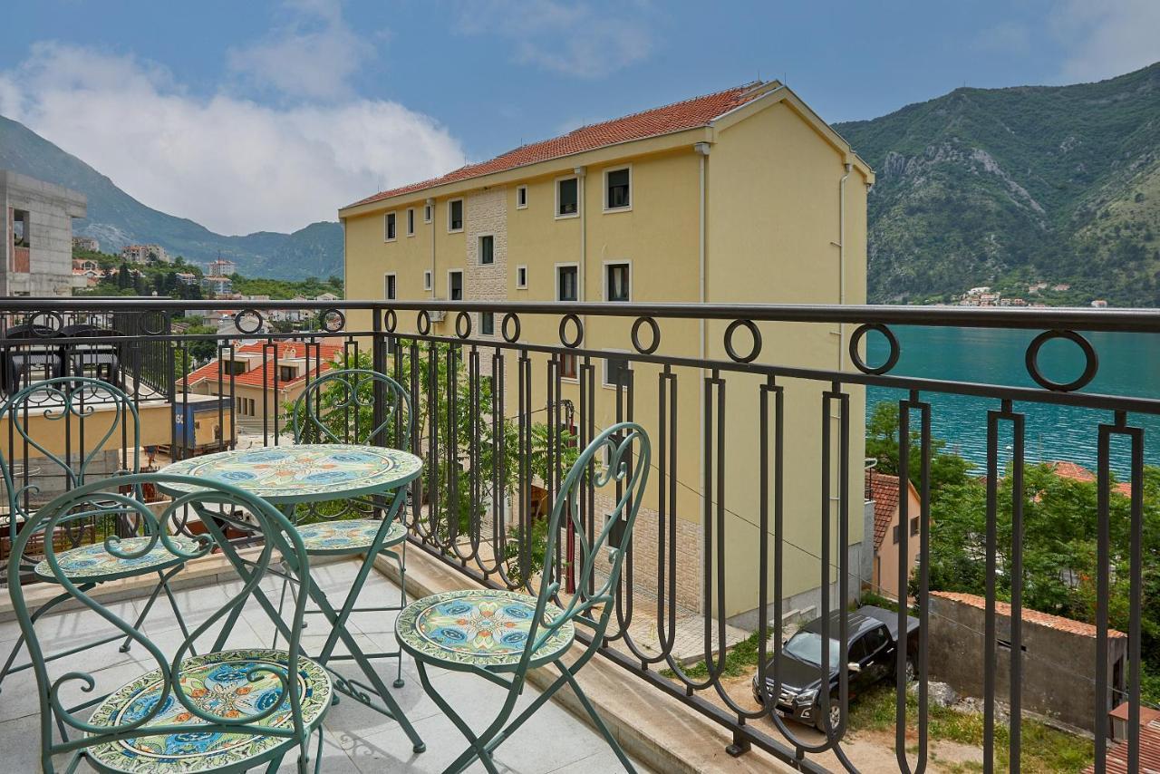 2Montenegro Limeta Apartments With Pool Cattaro Esterno foto