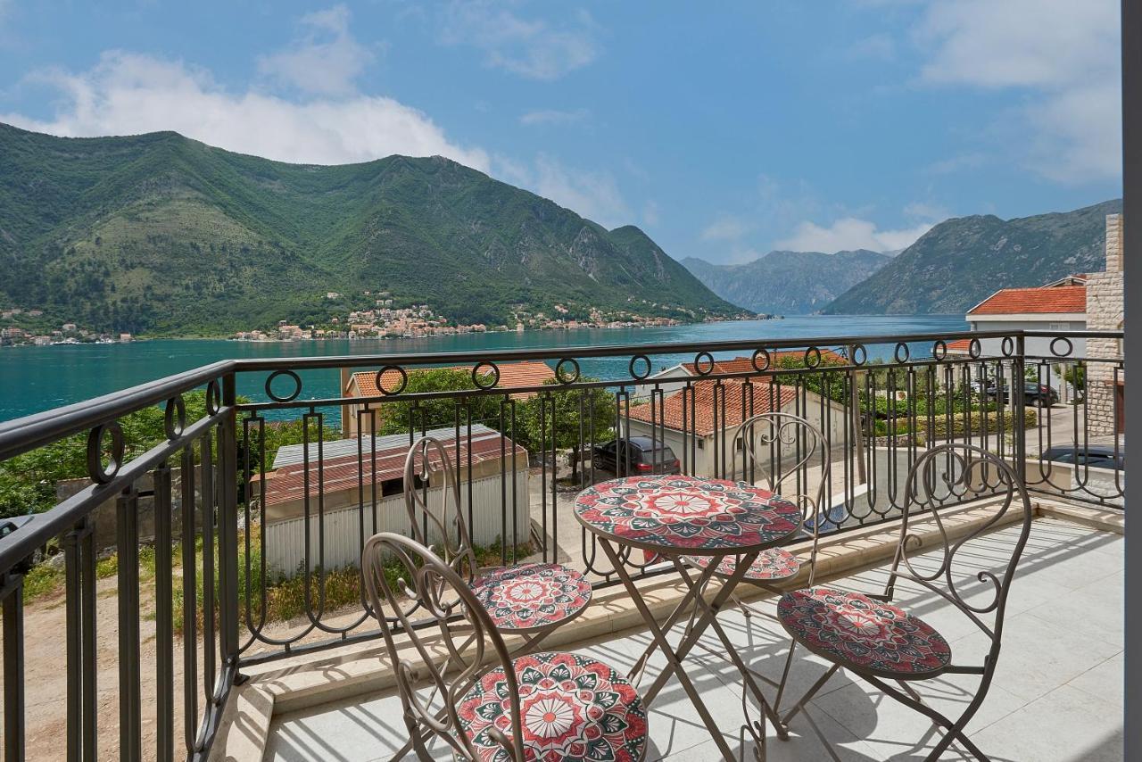 2Montenegro Limeta Apartments With Pool Cattaro Esterno foto